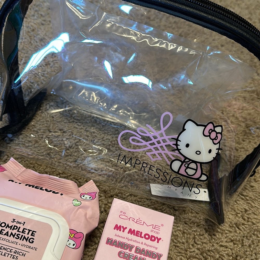 Hello Kitty bundle - Picture 4 of 4